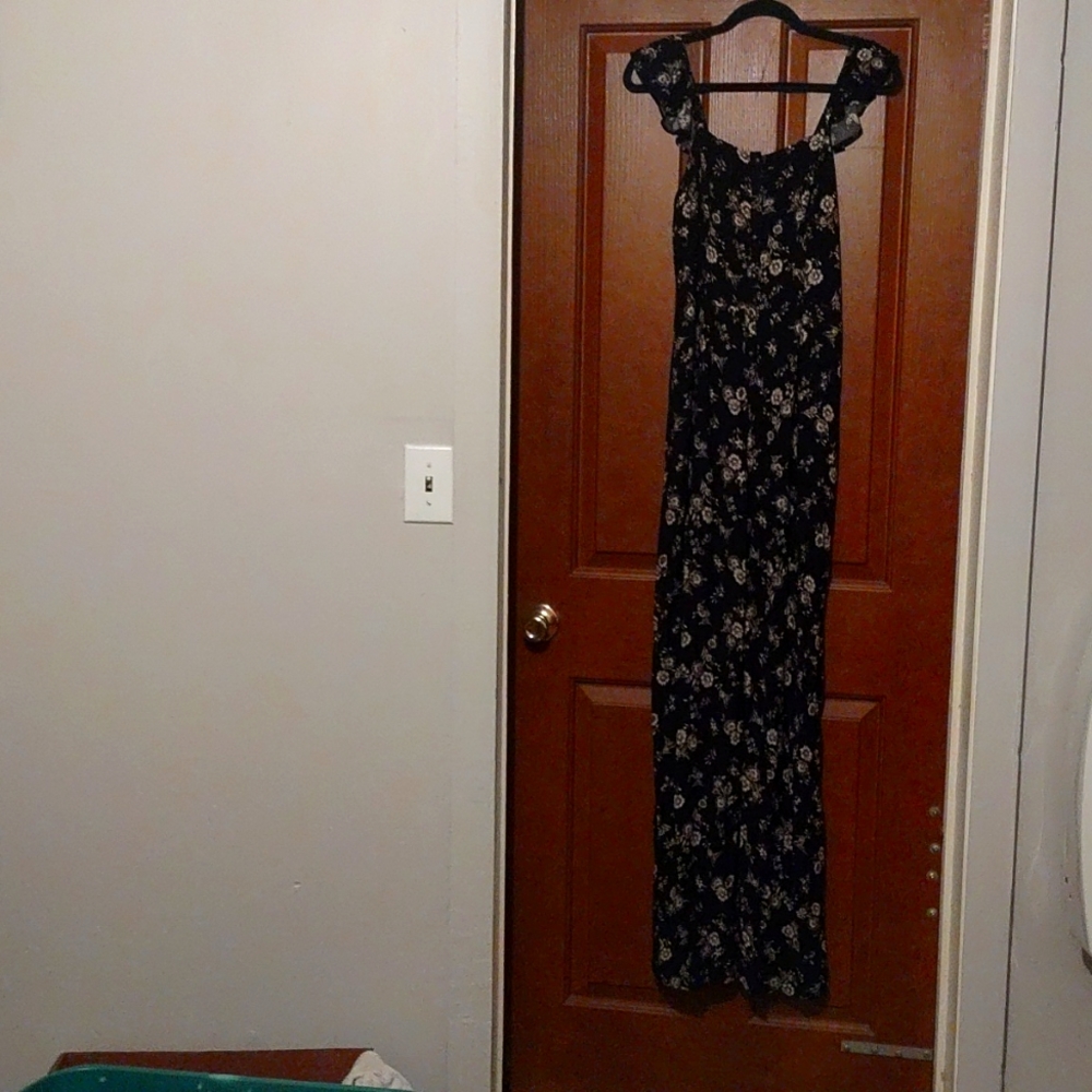 Sundresss/pants